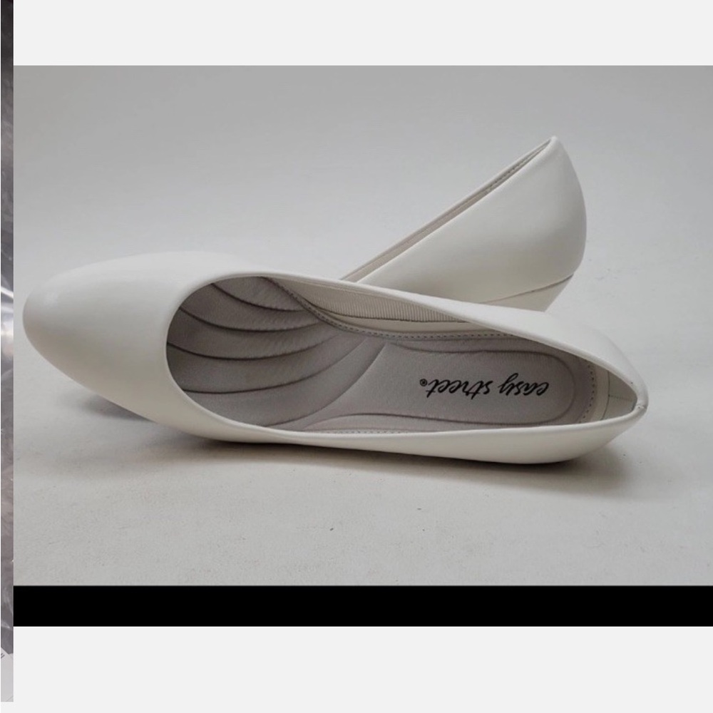EASY STREET Womens White Fabulous Round Toe Block Heel Slip On Pumps Shoes 8 M - Picture 13 of 13